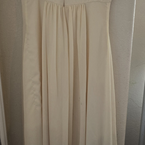 Pale Yellow Michaelangelo gown with rhinestone straps, size 14. Elegant & flowy. - Picture 7 of 8